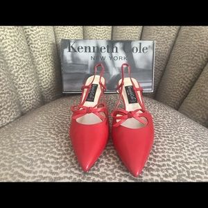 Kenneth Cole Red Heels. Size 9. Never worn.